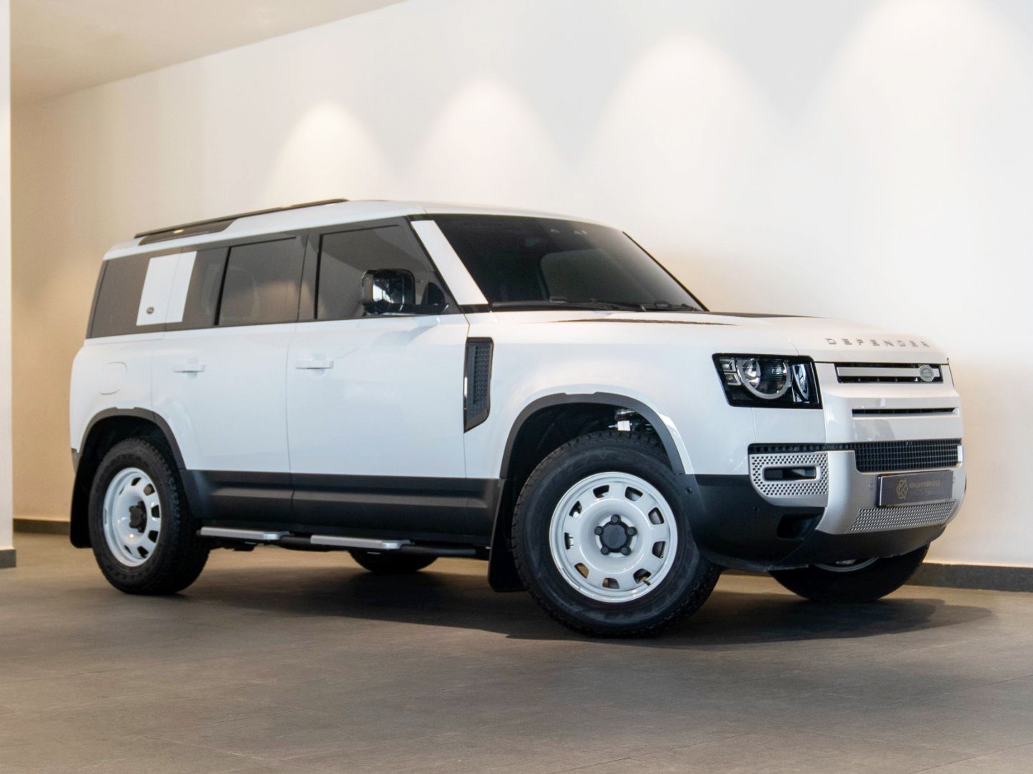 2022 Land Rover Defender at Knightsbridge Automotive - (10128 - 1)
