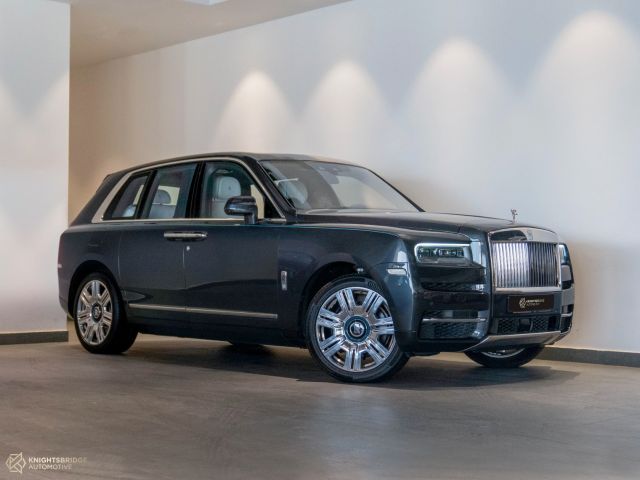 Perfect Condition 2019 Rolls-Royce Cullinan Grey exterior with White interior at Knightsbridge Automotive