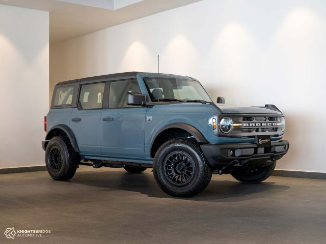 New 2021 Ford Bronco Big Bend Blue exterior with Black interior at Knightsbridge Automotive