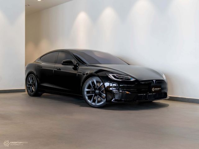 Used - Perfect Condition 2021 Tesla Model S Plaid Black exterior with White interior at Knightsbridge Automotive