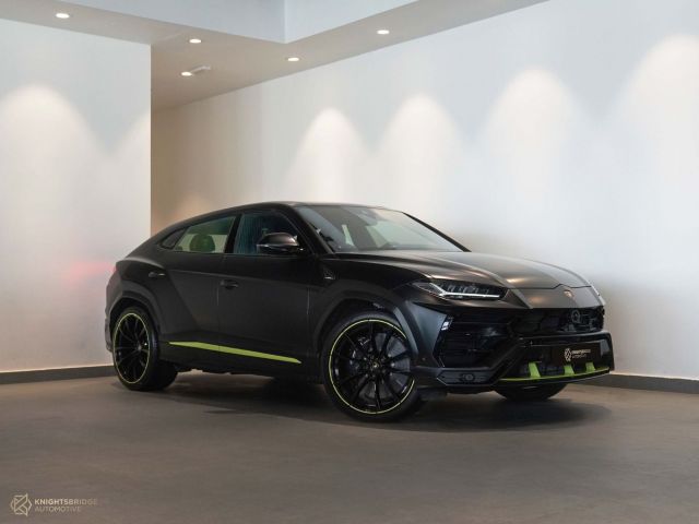 Used - Perfect Condition 2022 Lamborghini Urus Graphite Capsule Matte Black exterior with Green and Black interior at Knightsbridge Automotive