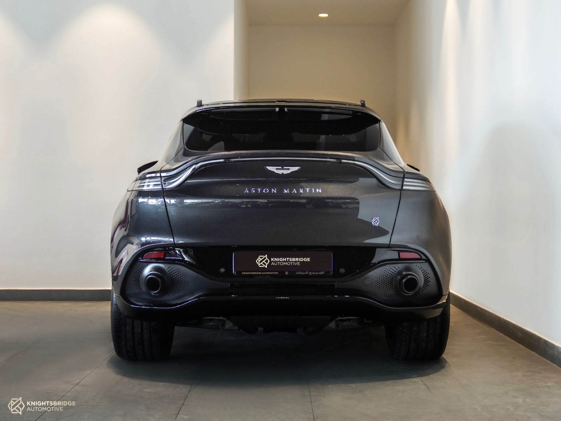 2021 Aston Martin DBX at Knightsbridge Automotive - (10322 - 5)