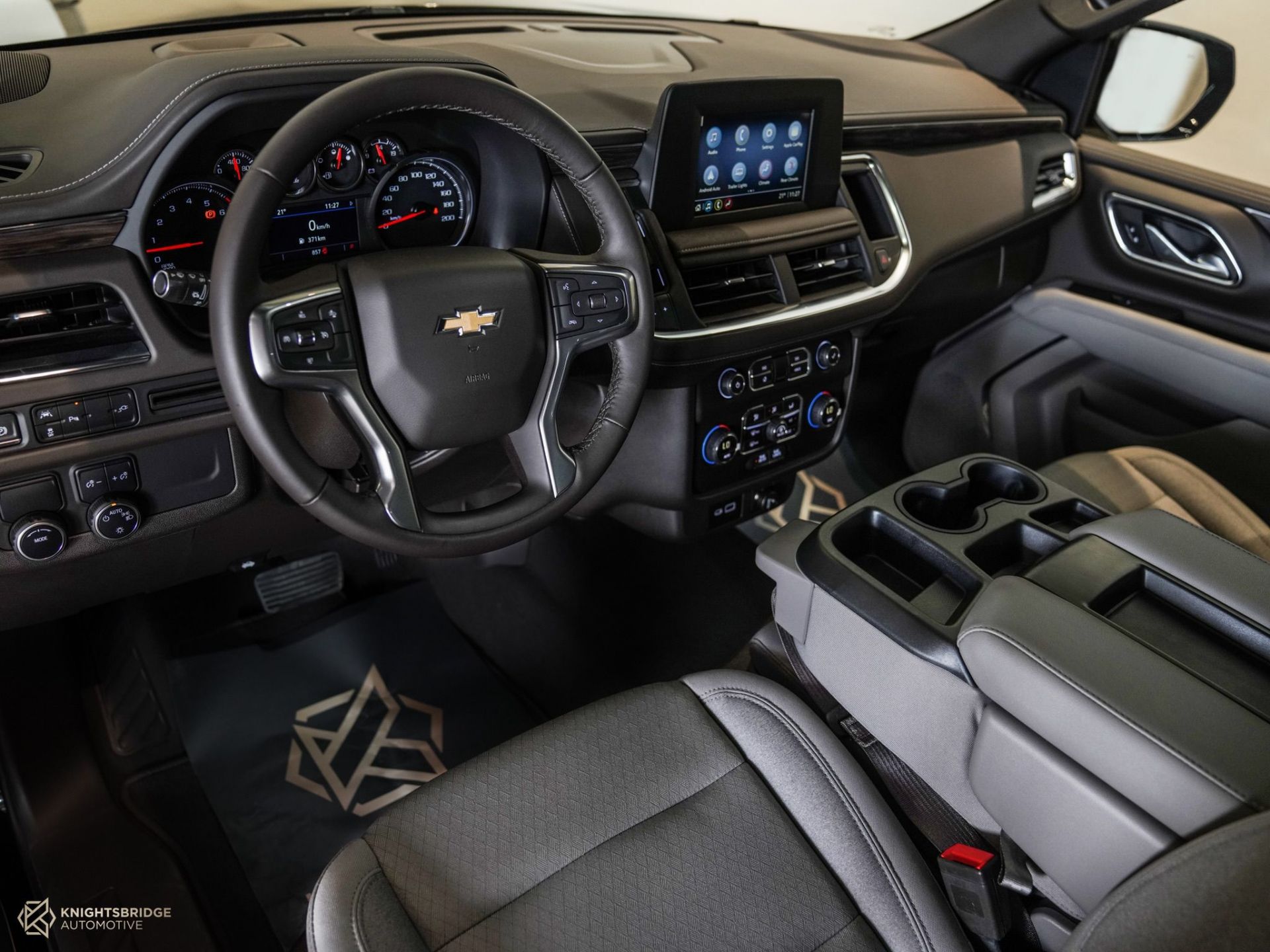 2022 Chevrolet Tahoe LS at Knightsbridge Automotive - (10337 - 6)