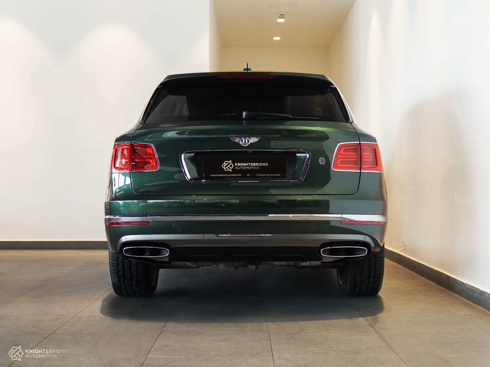 2017 Bentley Bentayga at Knightsbridge Automotive - (10362 - 5)