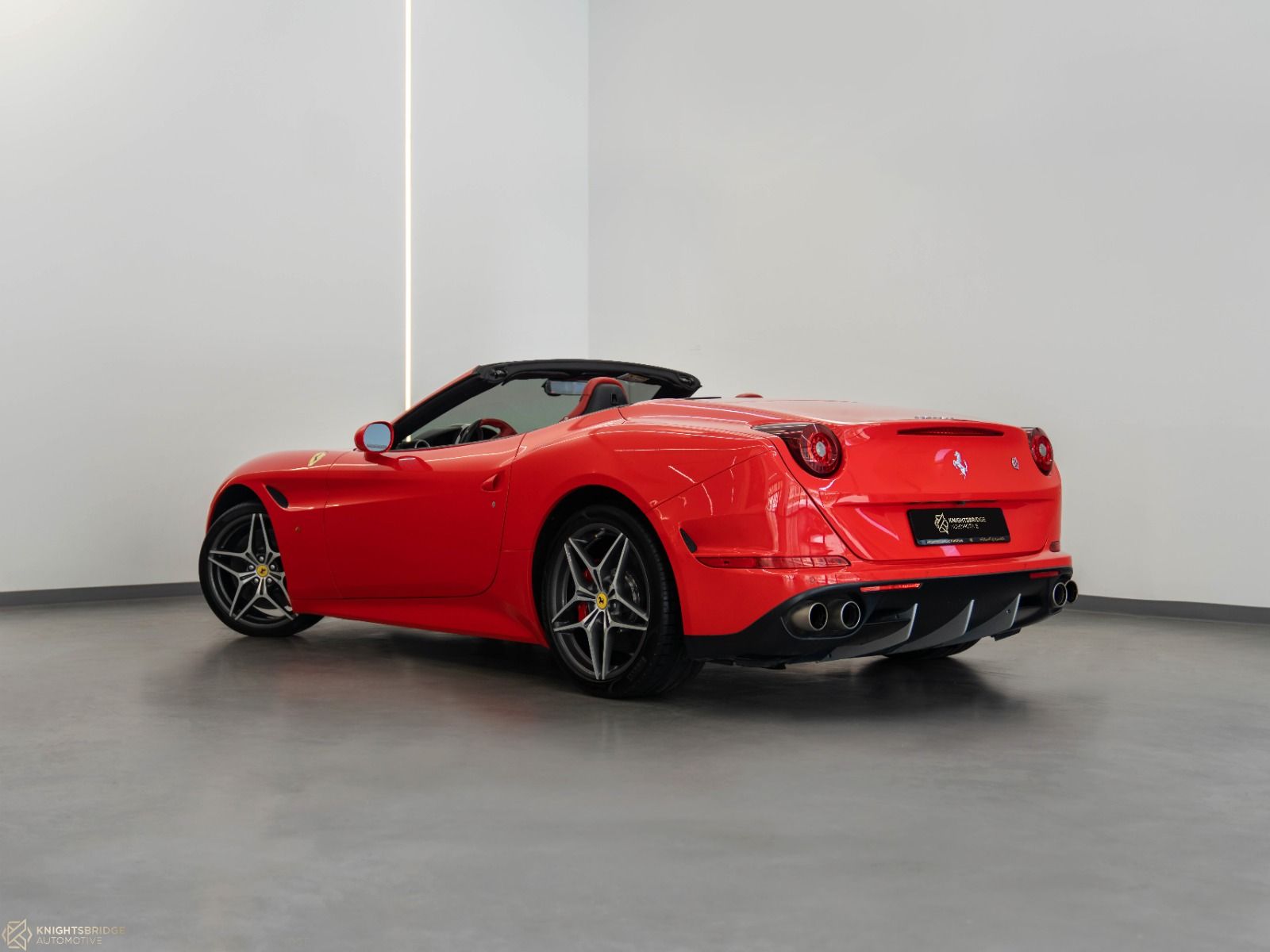 2017 Ferrari California T - 10410 | Knightsbridge Automotive