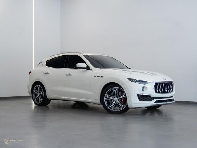 Used - Perfect Condition 2021 Maserati Levante SQ4 White exterior with Red interior at Knightsbridge Automotive
