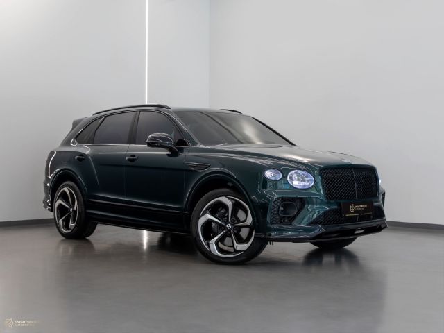 Used - Perfect Condition 2022 Bentley Bentayga S Green exterior with Brown interior at Knightsbridge Automotive