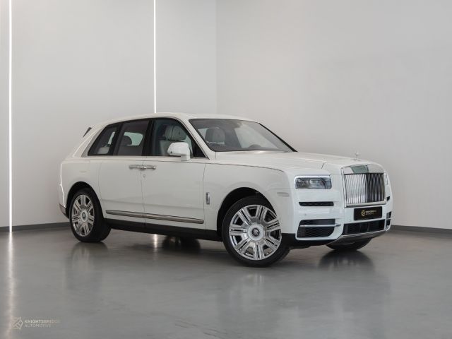 Used - Perfect Condition 2020 Rolls-Royce Cullinan White exterior with White and Maroon interior at Knightsbridge Automotive