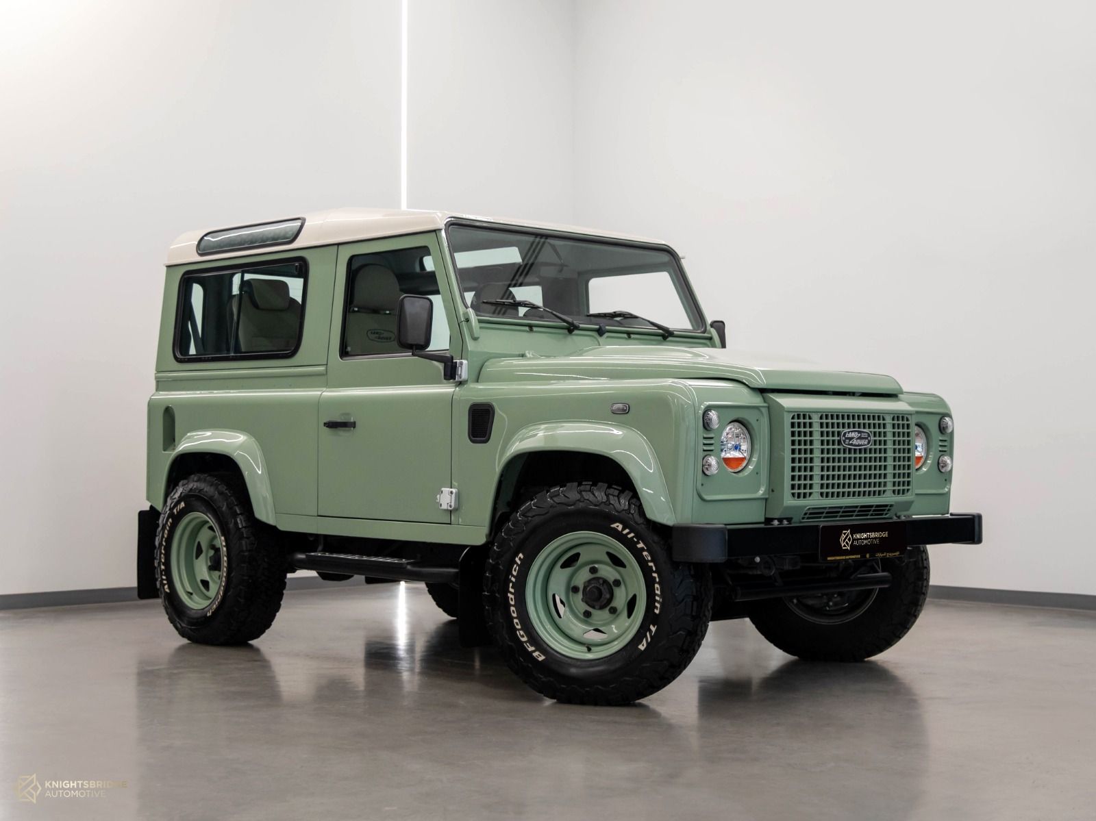 2016 Land Rover Defender 90 Heritage at Knightsbridge Automotive - (10664 - 1)