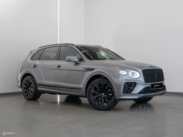 Used - Perfect Condition 2021 Bentley Bentayga First Edition Silver exterior with Red interior at Knightsbridge Automotive