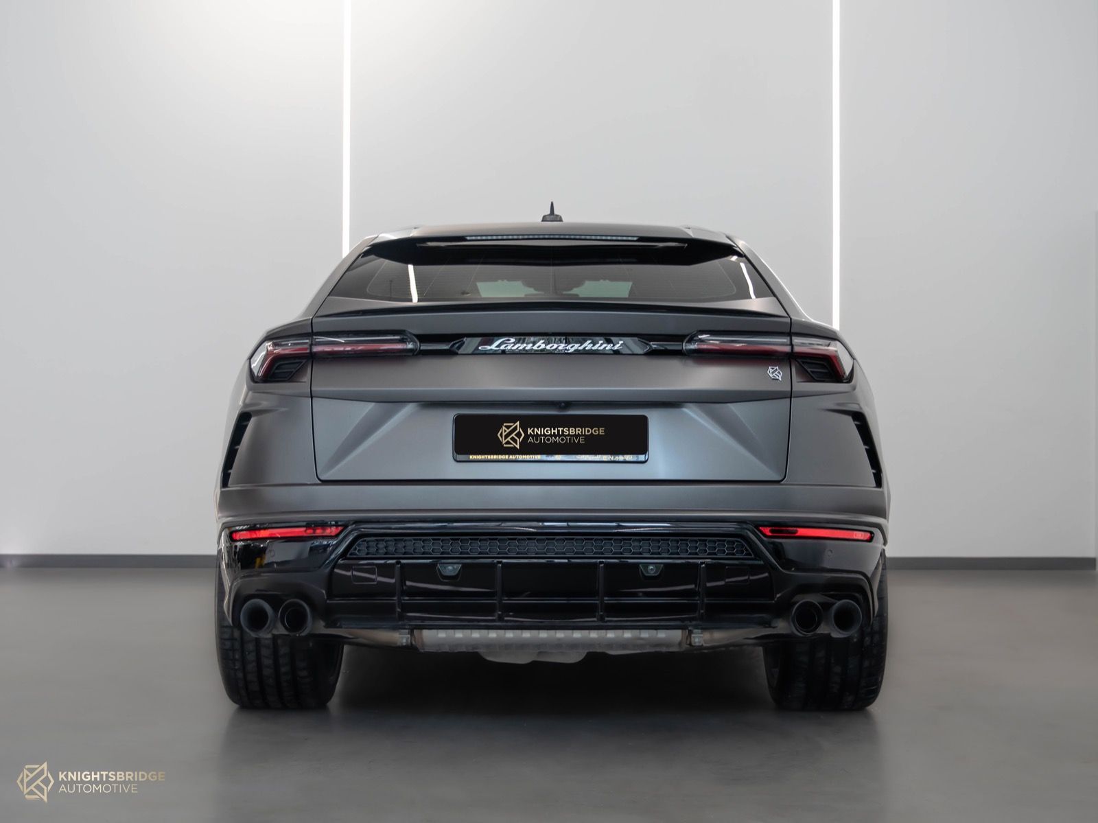 2021 Lamborghini Urus at Knightsbridge Automotive - (10682 - 5)