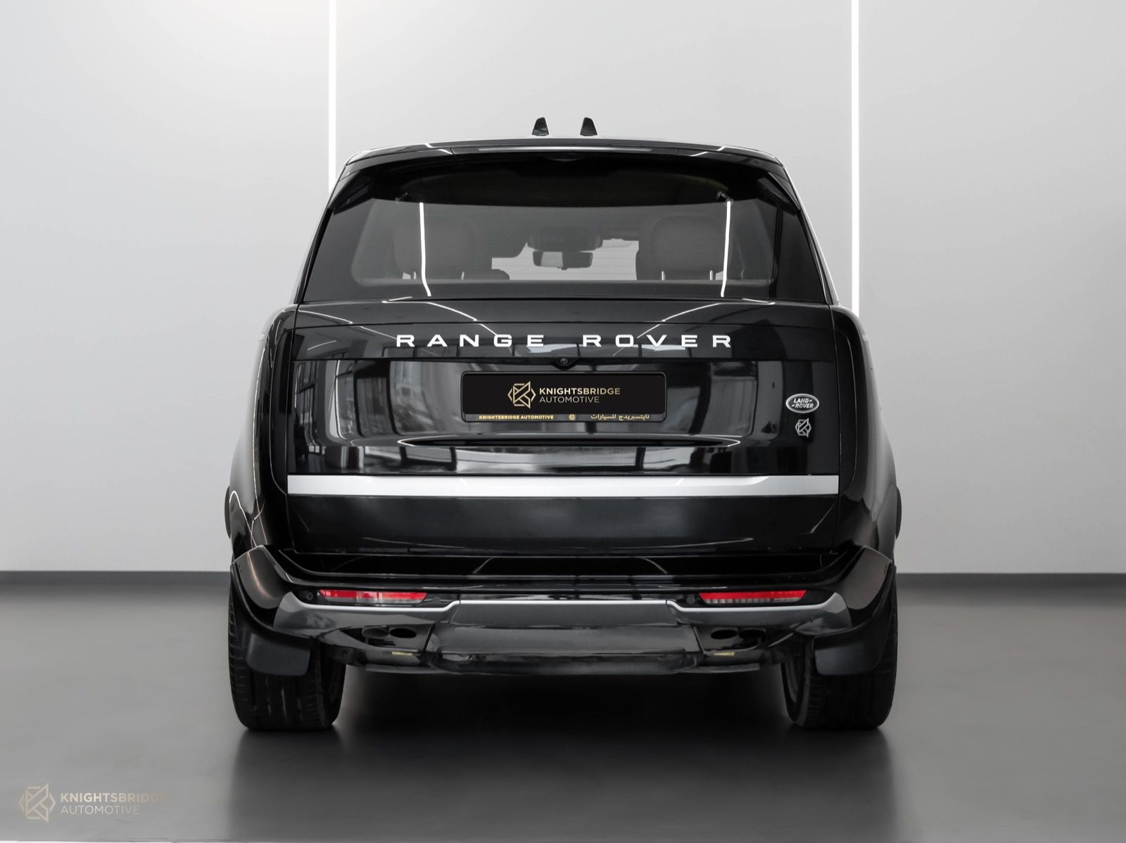 2022 Range Rover Vogue Autobiography at Knightsbridge Automotive - (10703 - 5)
