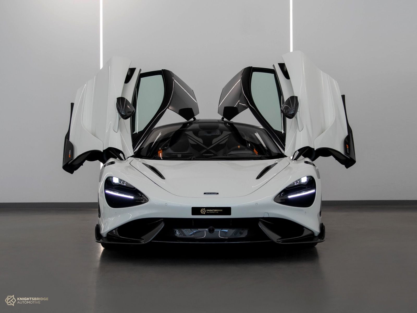 2021 McLaren 765LT - 10759 | Knightsbridge Automotive