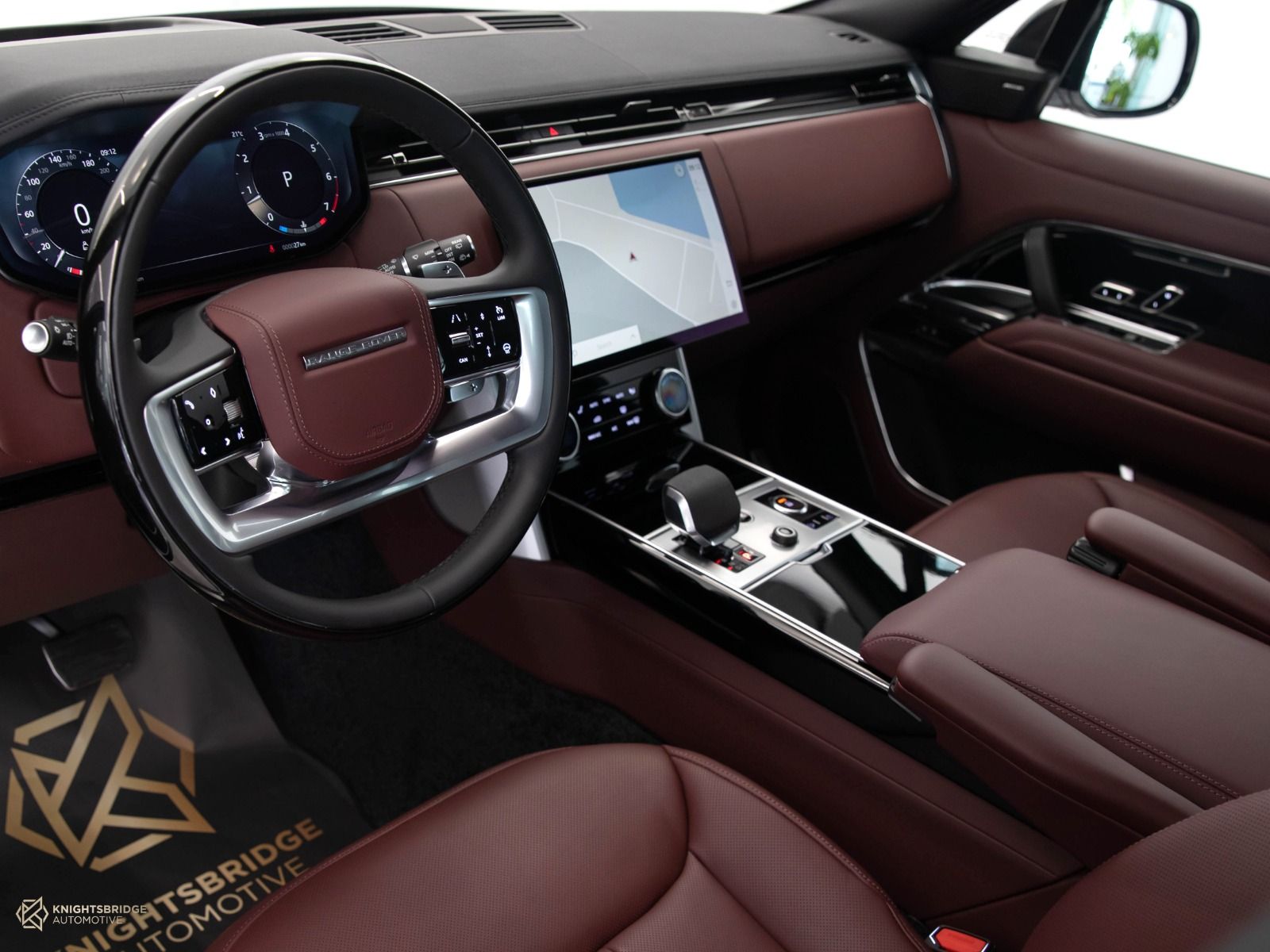 2023 Range Rover Vogue HSE at Knightsbridge Automotive - (10765 - 6)