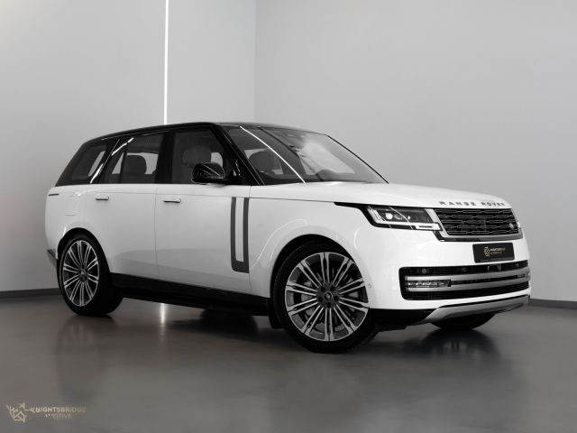 New 2023 Range Rover Vogue HSE White exterior with Brown interior at Knightsbridge Automotive