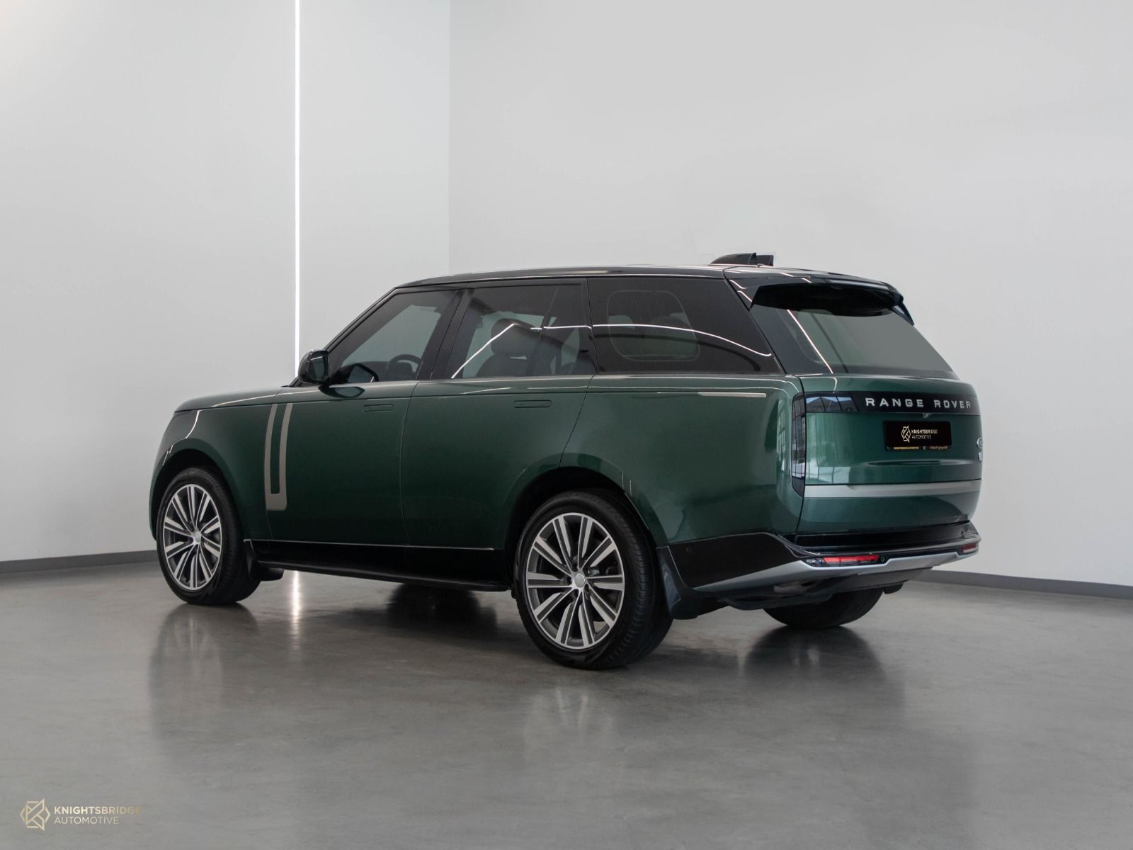 2022 Range Rover Vogue HSE at Knightsbridge Automotive - (10840 - 4)