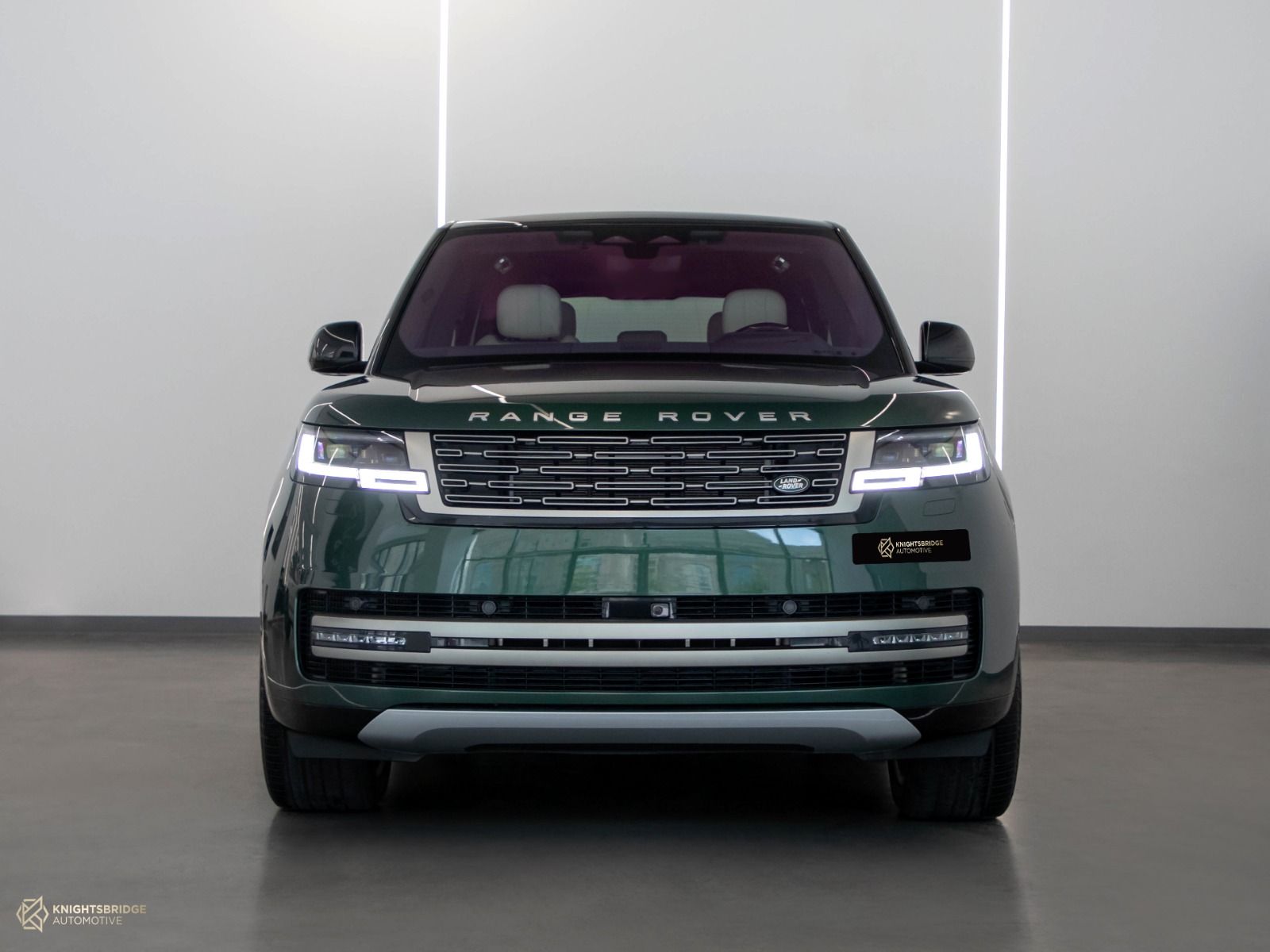 2022 Range Rover Vogue HSE at Knightsbridge Automotive - (10840 - 2)