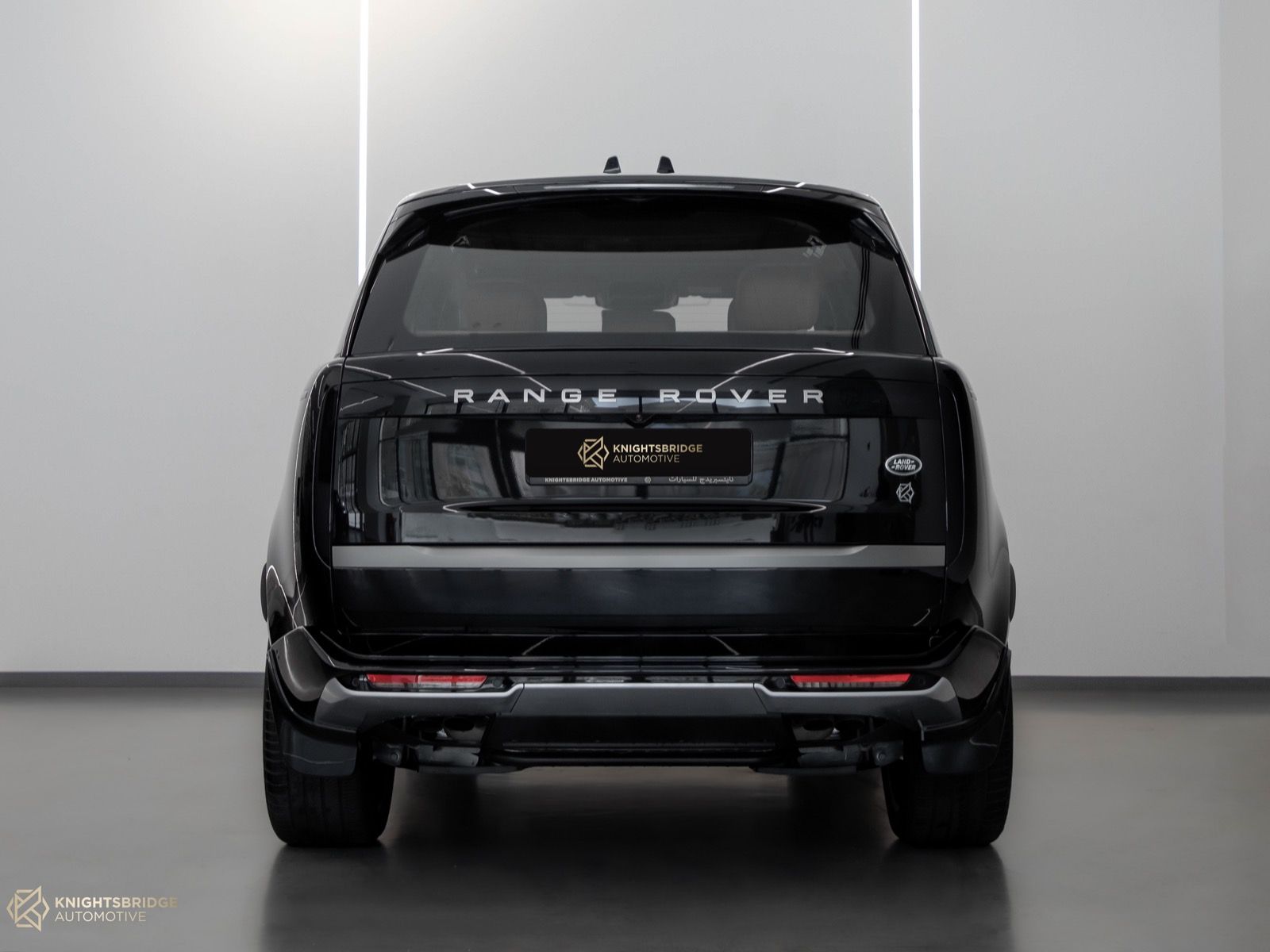 2023 Range Rover Vogue HSE at Knightsbridge Automotive - (10841 - 5)