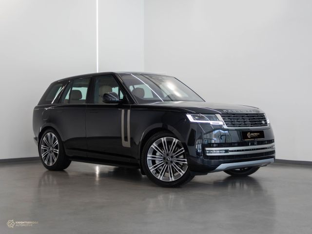 New 2023 Range Rover Vogue HSE Black exterior with Brown and Black interior at Knightsbridge Automotive