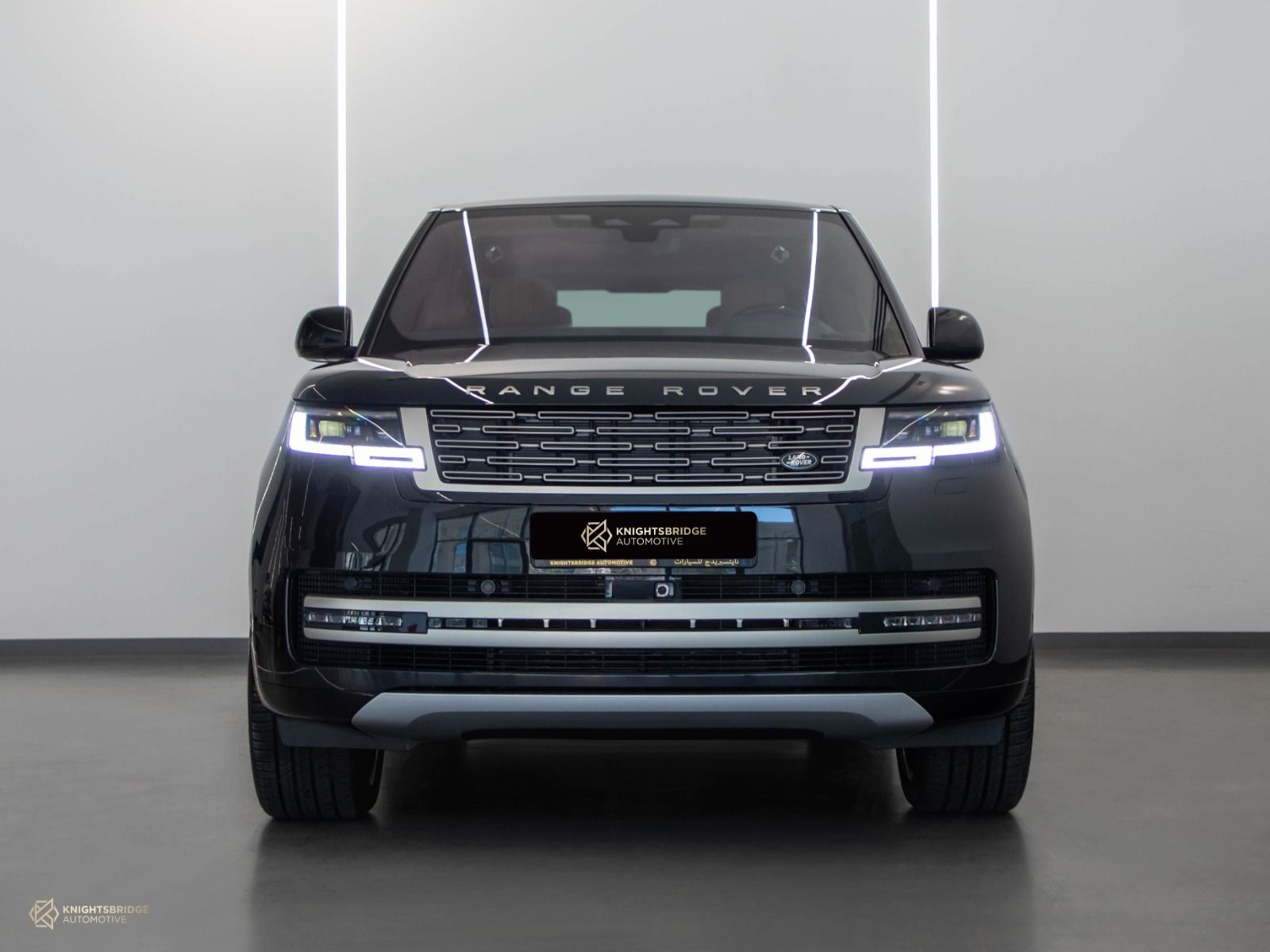 2023 Range Rover Vogue HSE at Knightsbridge Automotive - (10861 - 2)
