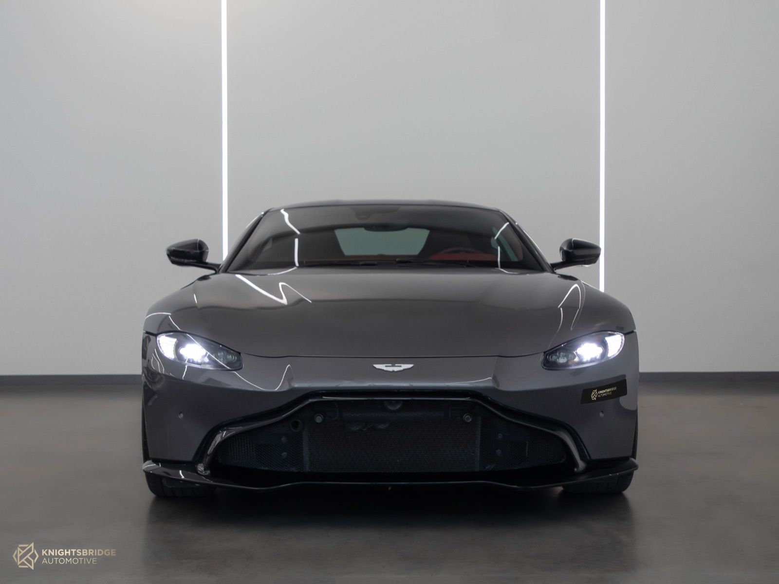 2019 Aston Martin Vantage at Knightsbridge Automotive - (10863 - 2)