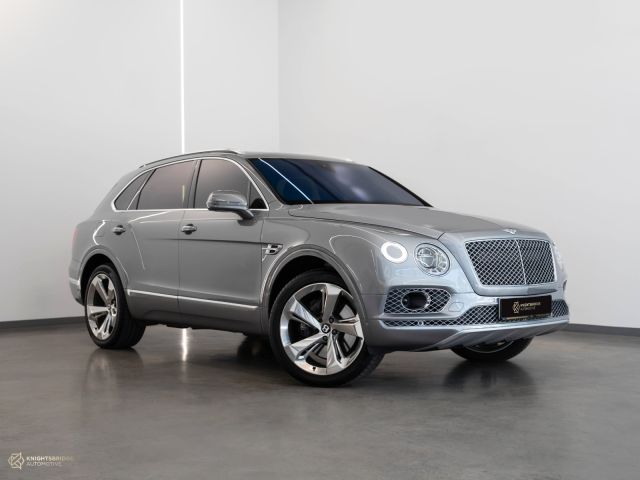 Used - Perfect Condition 2017 Bentley Bentayga Silver exterior with Cream and Purple interior at Knightsbridge Automotive