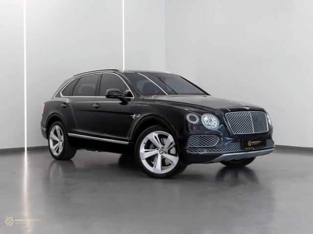 Used - Perfect Condition 2018 Bentley Bentayga Black exterior with Brown and Black interior at Knightsbridge Automotive
