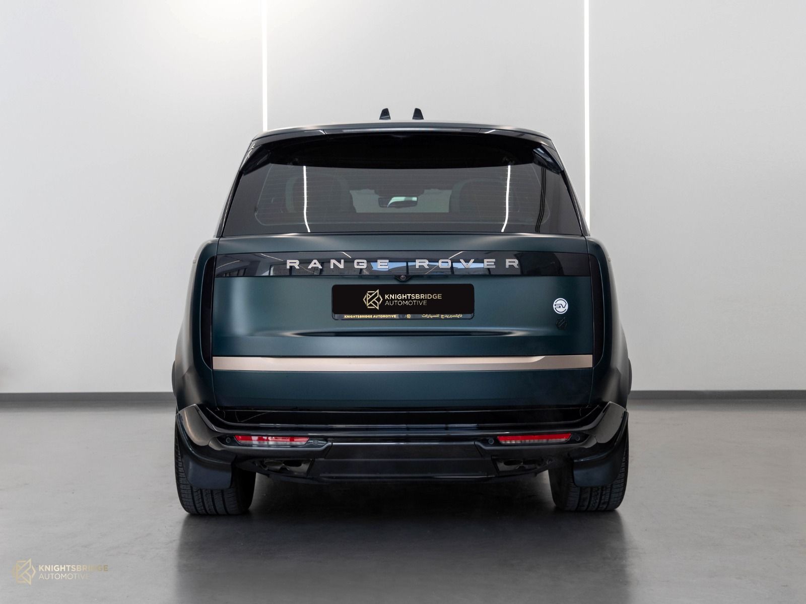2023 Range Rover Vogue SV at Knightsbridge Automotive - (11356 - 5)