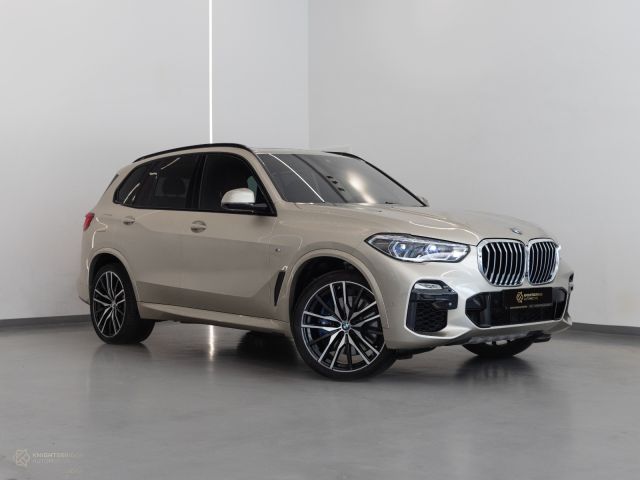 Used - Perfect Condition 2019 BMW X5 xDrive 50i Gold exterior with Brown and Black interior at Knightsbridge Automotive