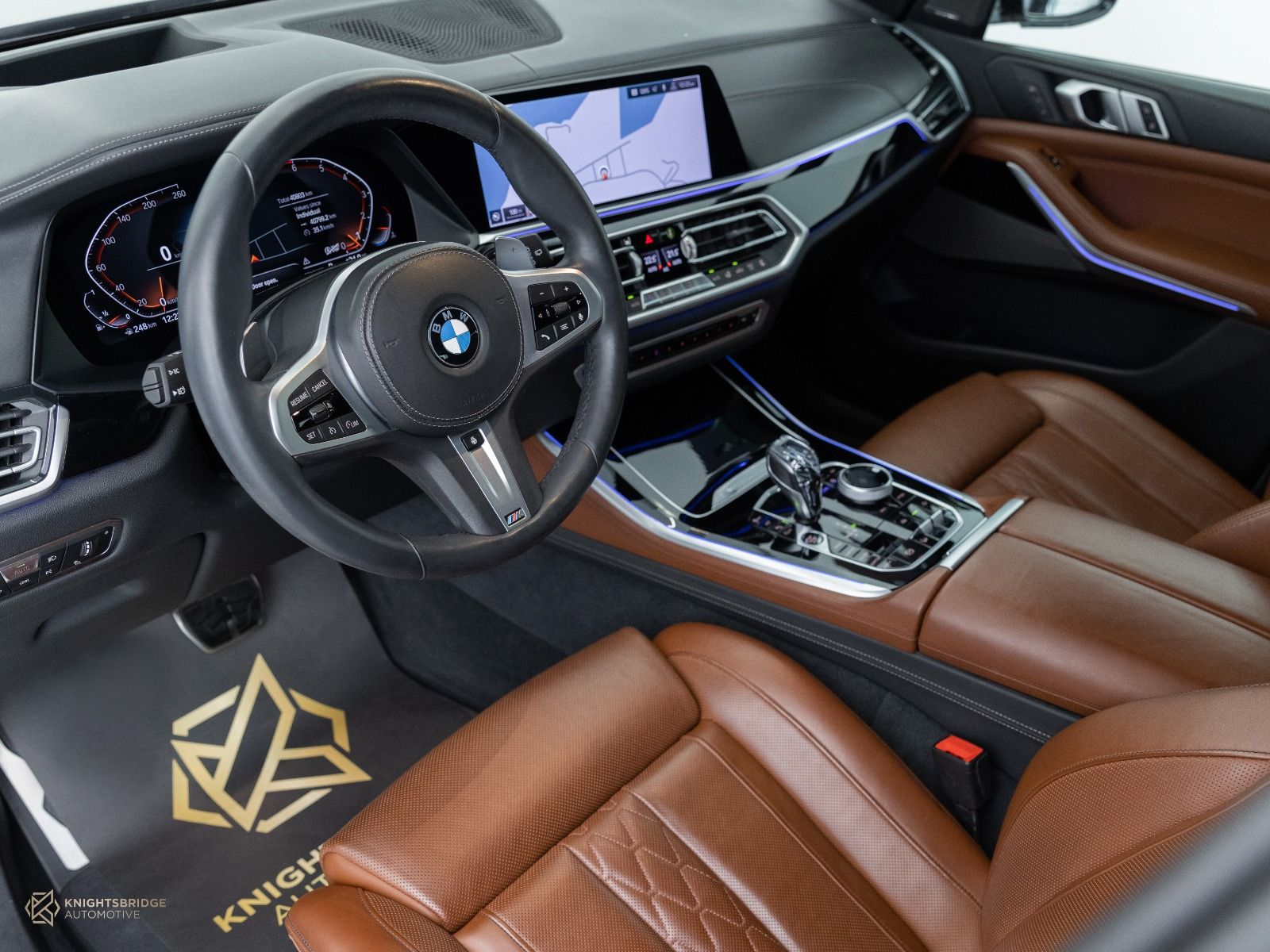 2019 BMW X5 xDrive 50i at Knightsbridge Automotive - (11378 - 6)