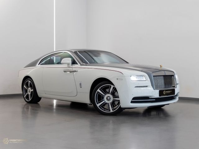 Used - Perfect Condition 2014 Rolls-Royce Wraith White exterior with White interior at Knightsbridge Automotive