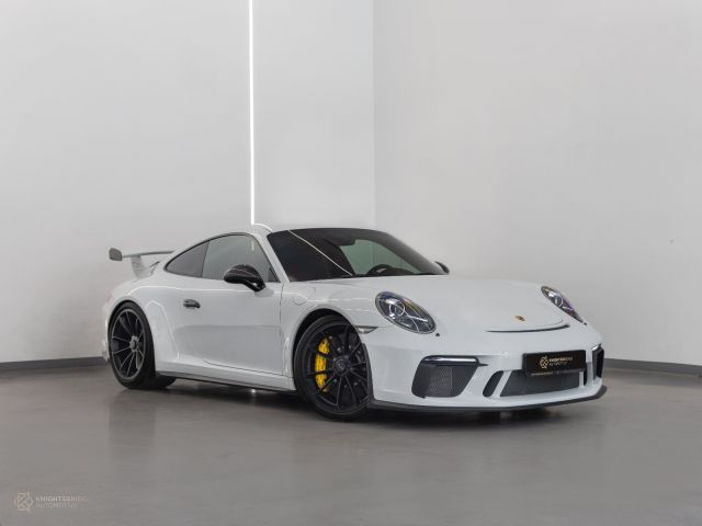 Used - Perfect Condition 2018 Porsche 911 GT3 White exterior with Black interior at Knightsbridge Automotive