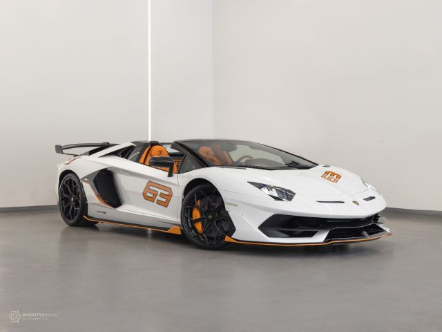 Used - Perfect Condition 2021 Lamborghini Aventador SVJ Roadster White exterior with Orange and Black interior at Knightsbridge Automotive