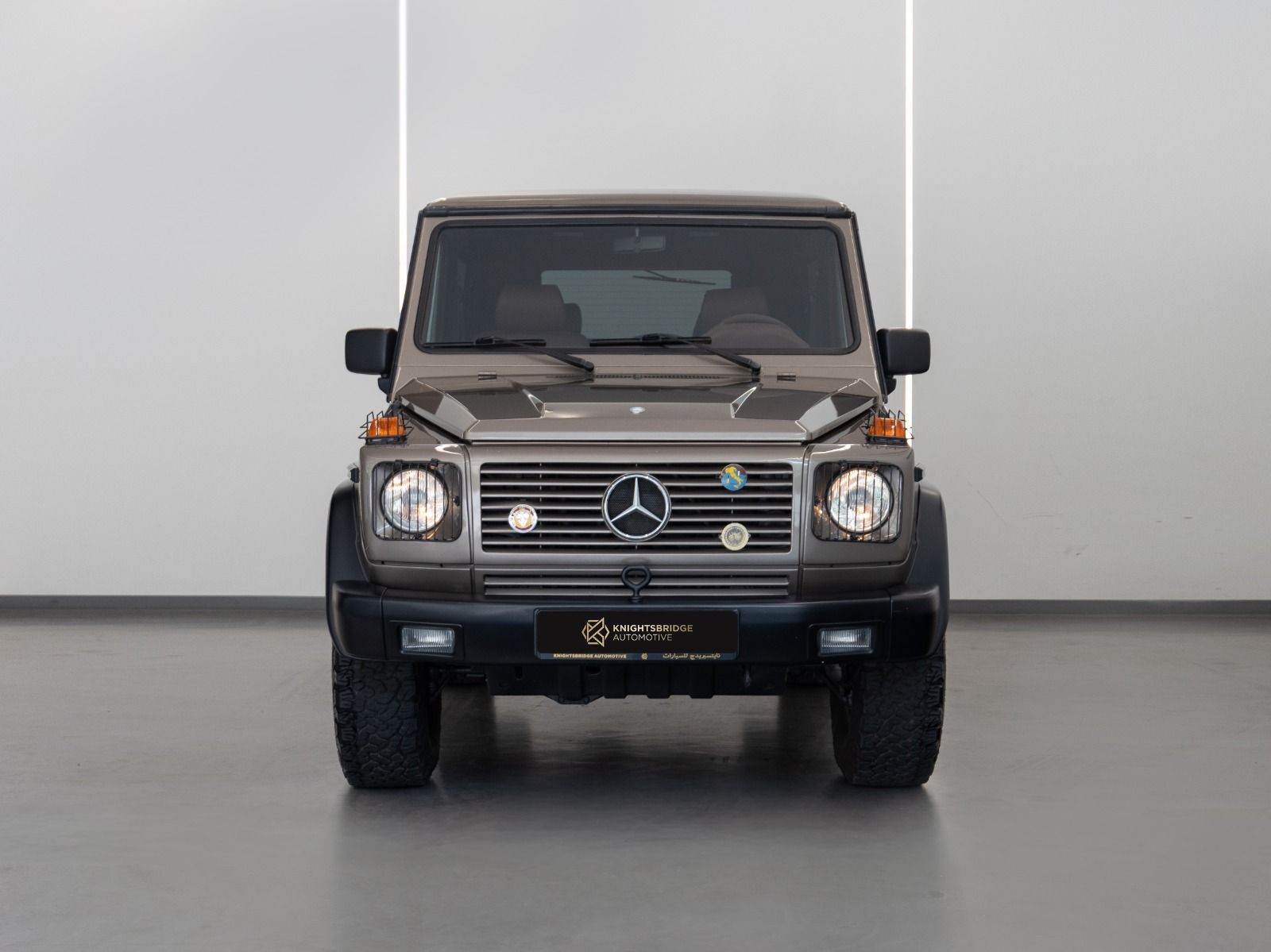 1990 Mercedes-Benz GE 300 at Knightsbridge Automotive - (11815 - 2)